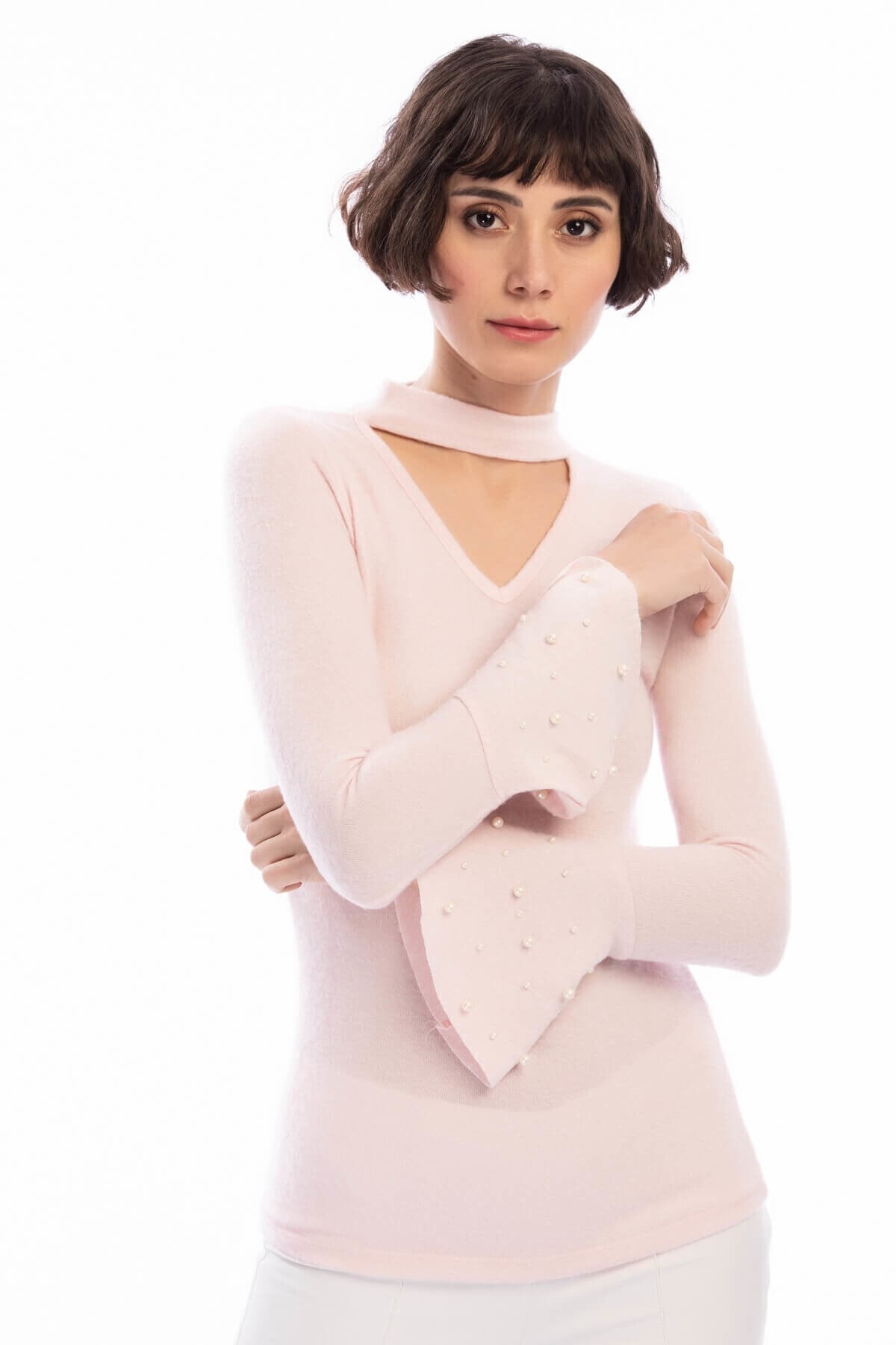 8490978 Yumoş Pencereli Kolu Volanlı İncili Bluz PUDRA