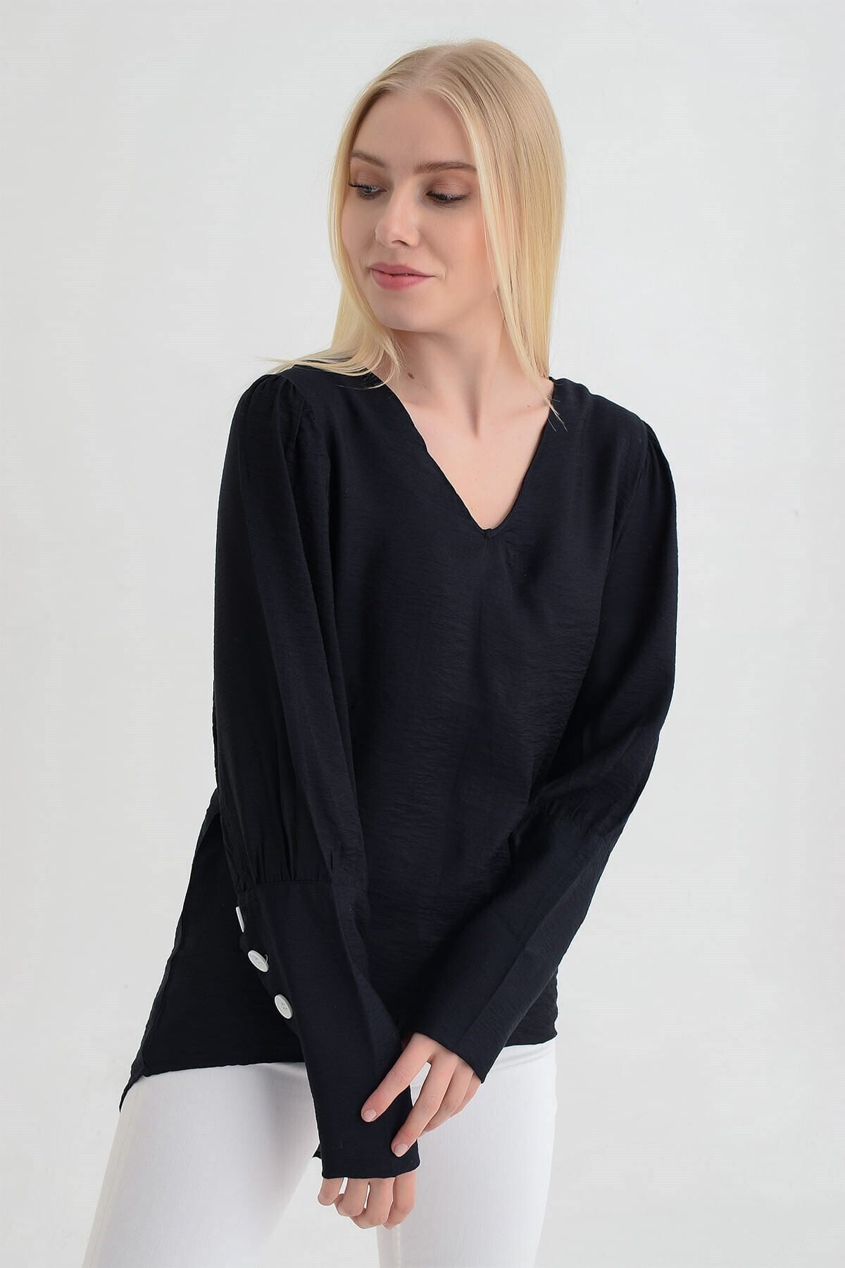 9151526 Bodrum Kum.Arkası Kolu Düğmeli Bluz SIYAH