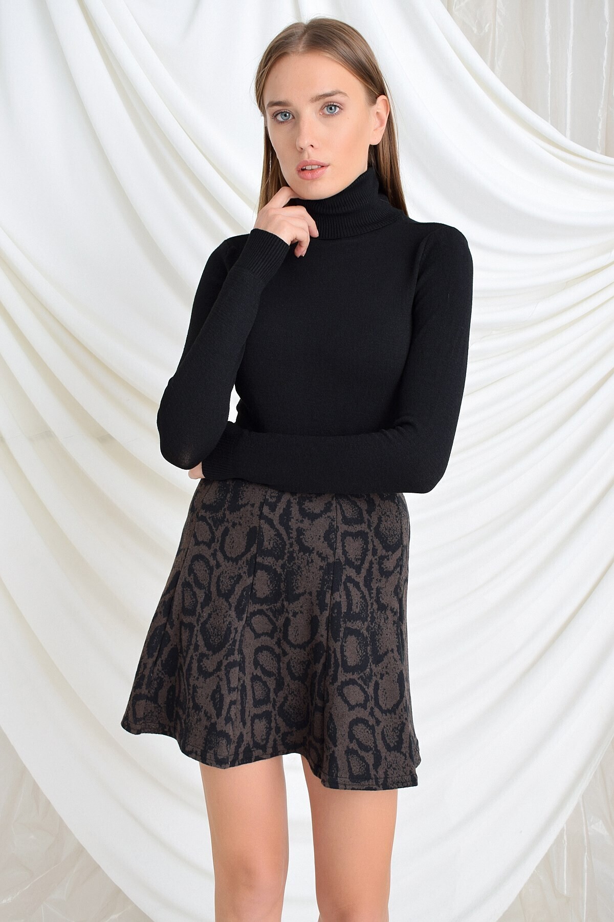 9404045 Leopar Desenli Parçalı Kısa Etek KAHVE