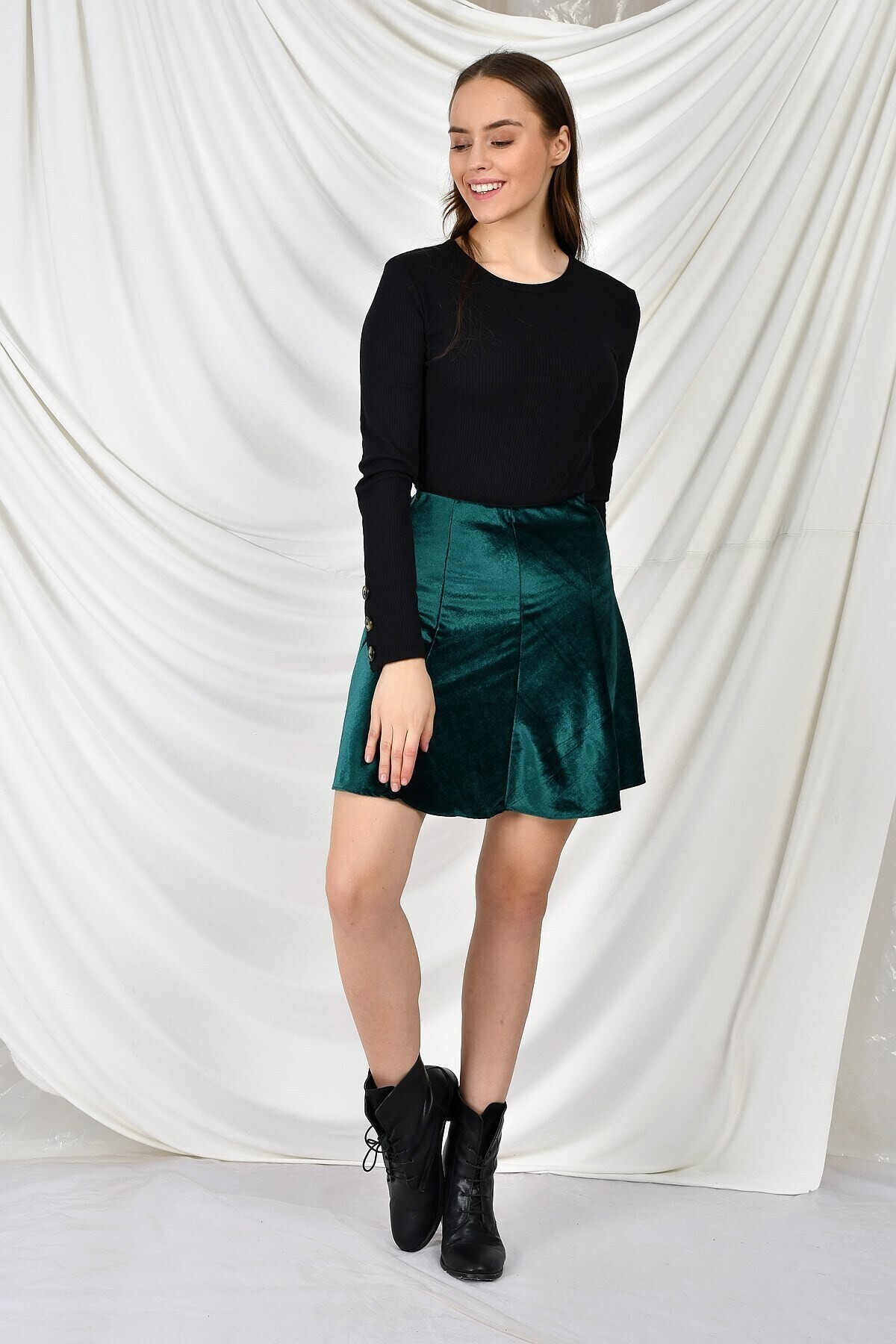 9474746 Kadife Parçalı Lastikli Kısa Etek NEFTI YESIL