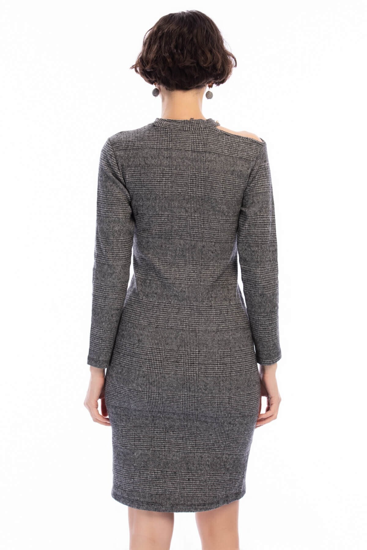 8441019 Ekose Tek Omuzu Açık İncili Elbise GRI-SIYAH JAKARLI