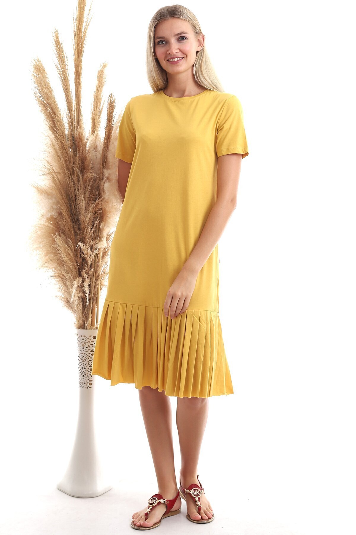 9303044 Süprem Eteği Pliseli Kısa Kol Elbise HARDAL