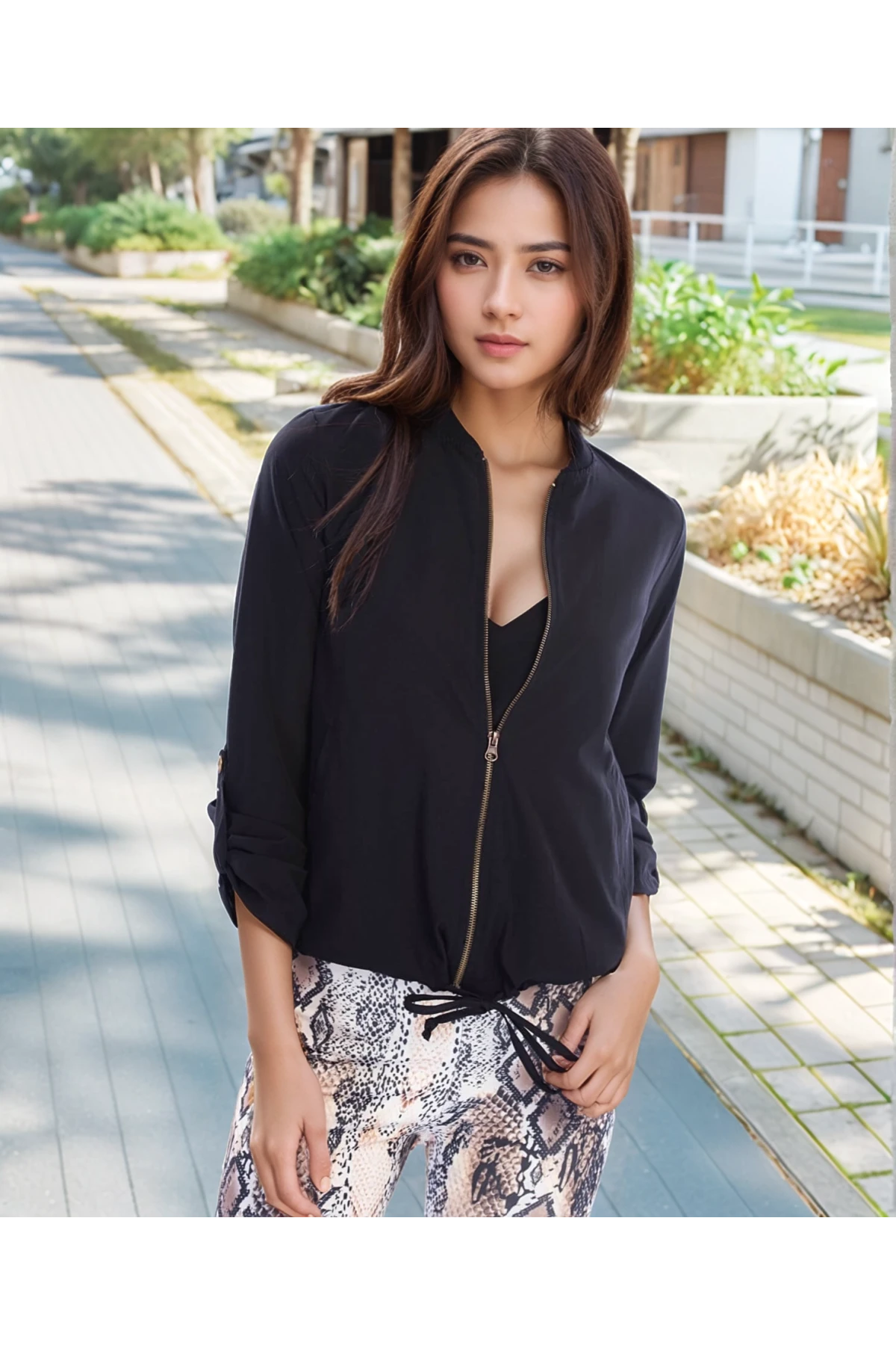 20022364 İnce Gabardin Eteği Bağcıklı Kolej Mont SIYAH