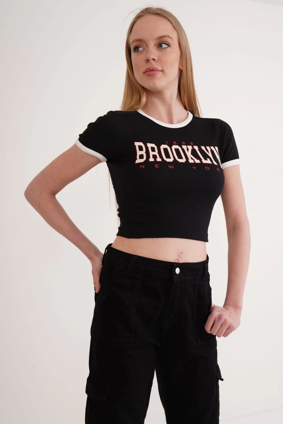 23254270 Pam.Kaşkors Brooklyn Bsk Garnili Kısa Kol Crop Bluz SIYAH