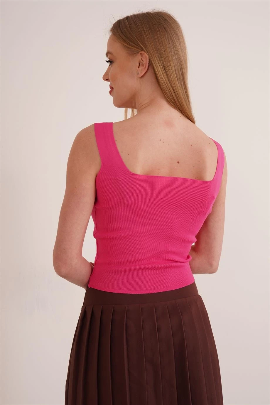 23256231 Triko Geniş Askılı Atlet FUSYA