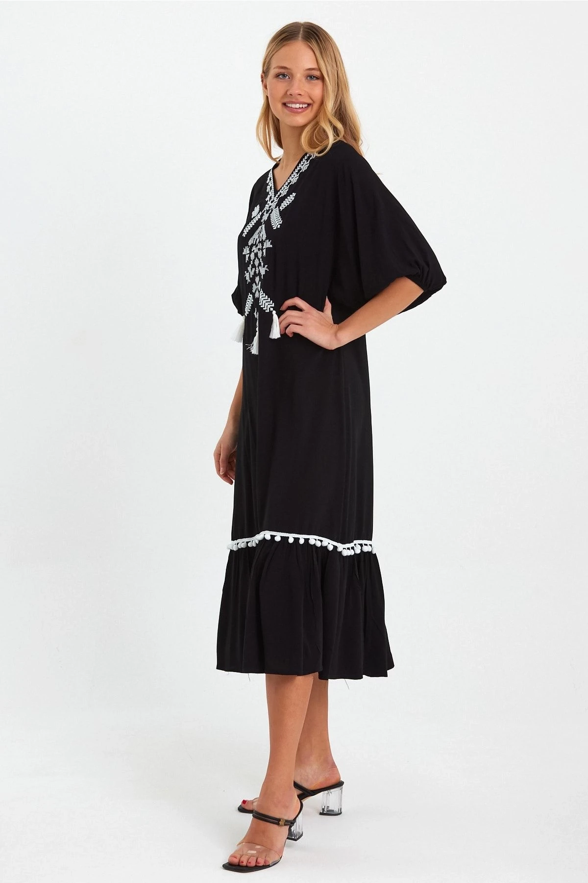 VP8165 Nakış Detaylı Püsküllü Balon Kol Elbise SIYAH