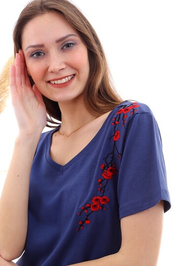 20050526 Süprem Omuzu Çiçek Nakışlı Kısa Kol Bluz INDIGO