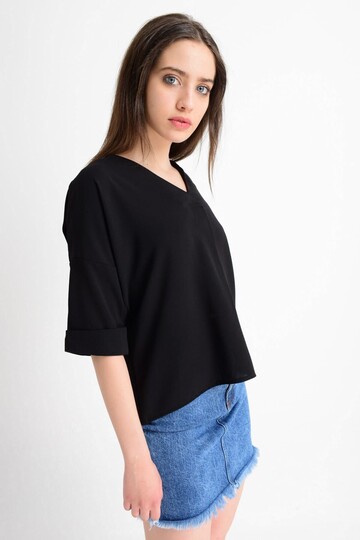 9182879 Kobe Yaka Bindirmeli Capri Kol Bluz SIYAH
