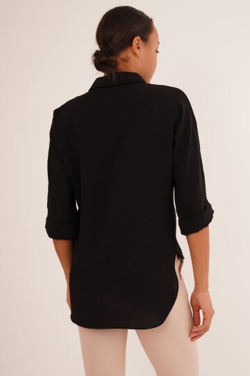 23133339 Ön Kısa Arka Uzun Düğme Detaylı Kapri Kol Gömlek SIYAH