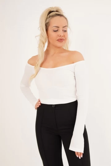 23254221 Kaşkorse Madonna Yaka Bileği Yırtmaçlı Uz. Kol Bluz BEYAZ